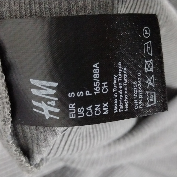H&M Gray Ribbed Turtleneck Dress Size Small - Picture 3 of 6